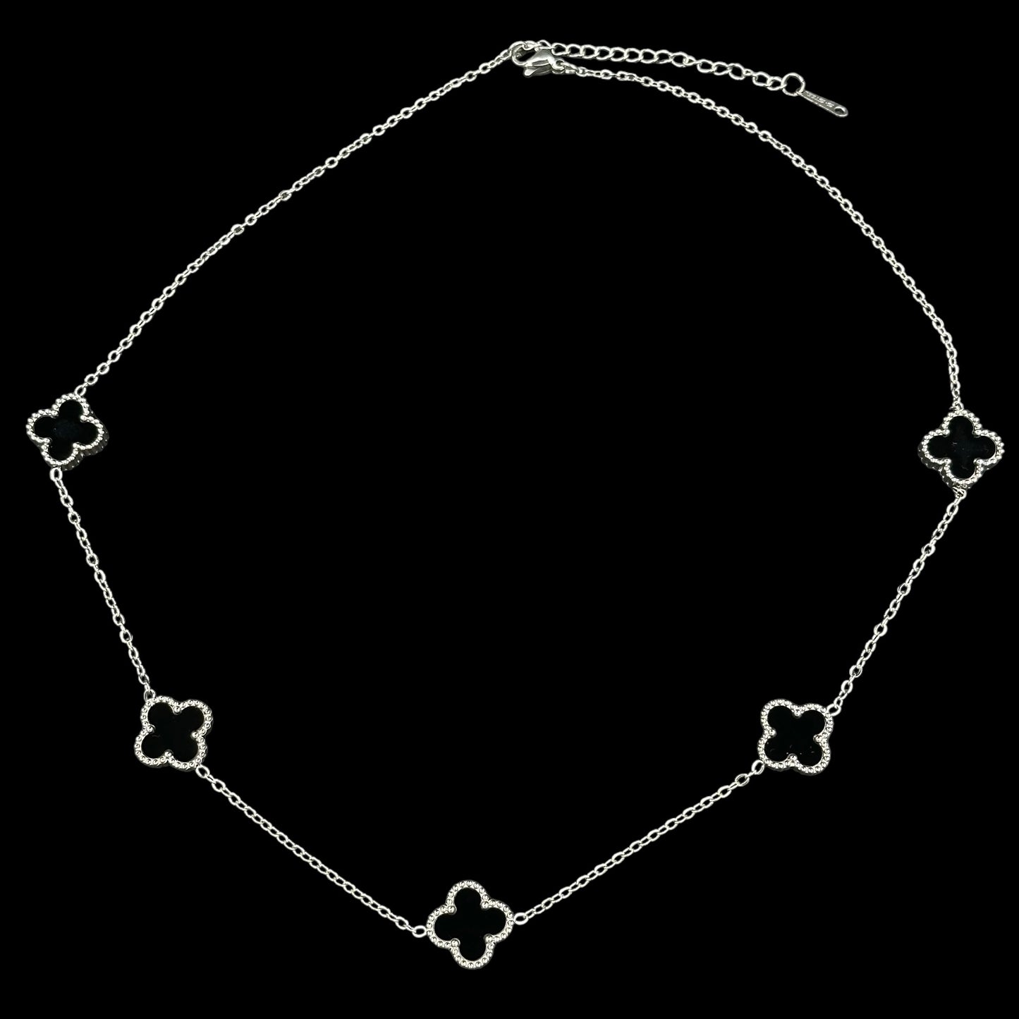 Colier Trifoi Argintiu cu Negru INOX