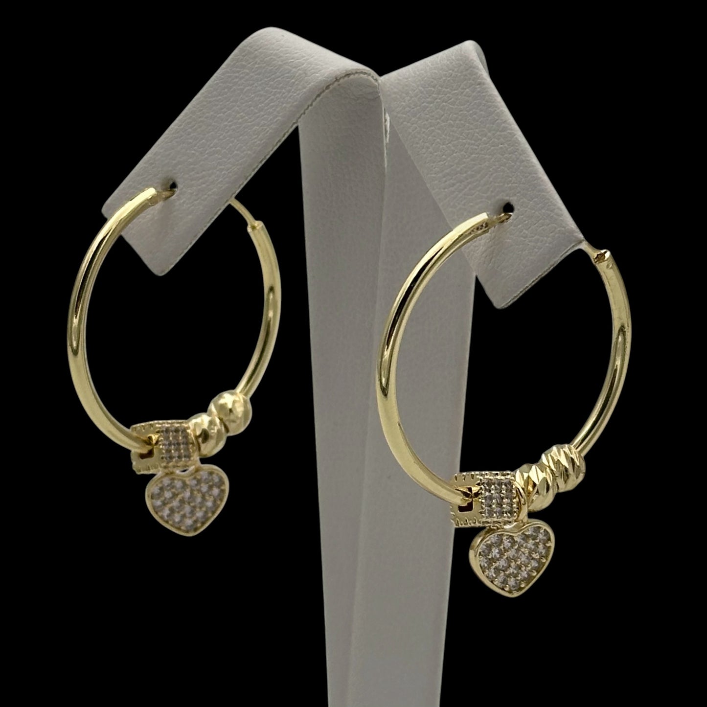 Cercei Charmify Heart Placați cu Aur 18K