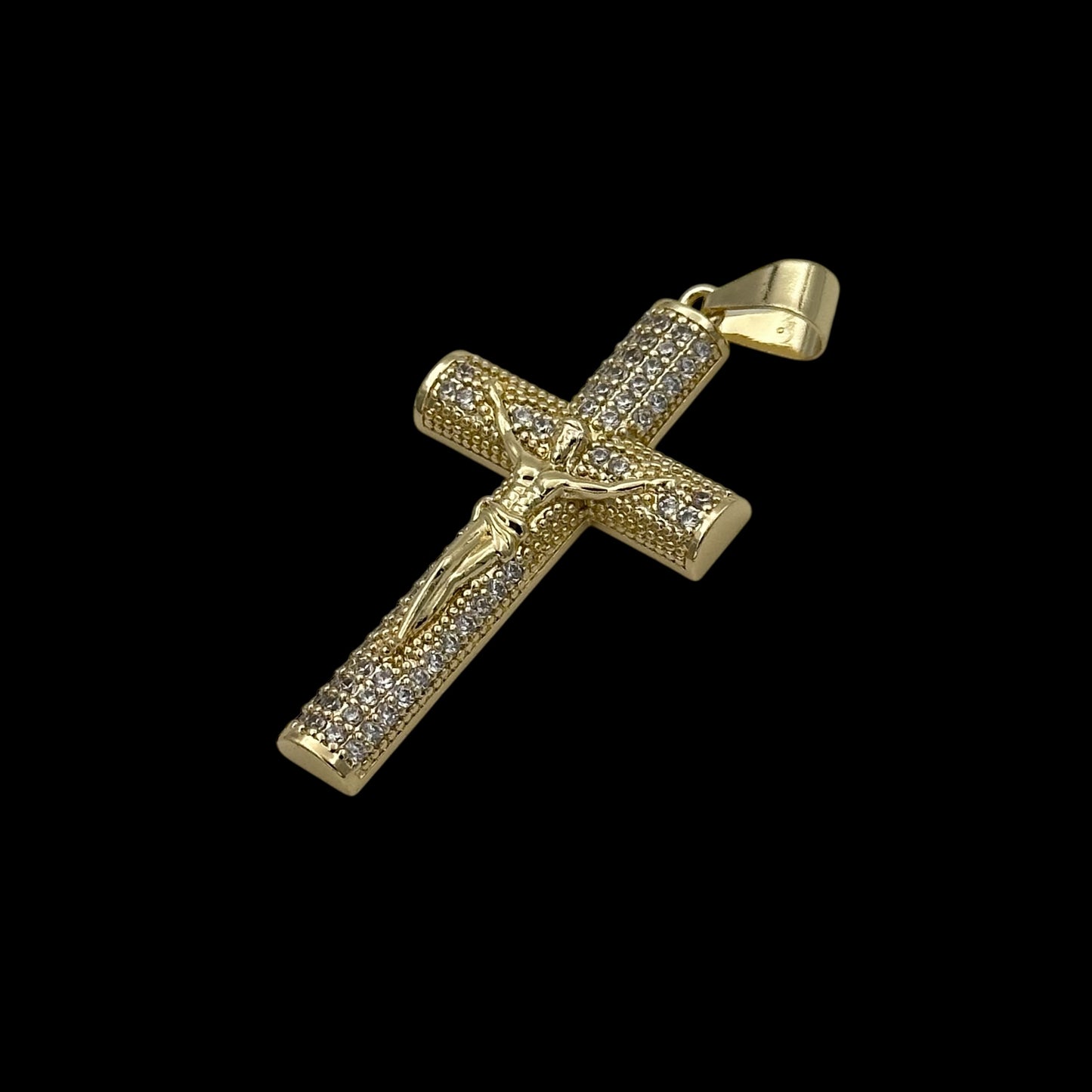 Pandantiv Jesus Cross Placat cu Aur 18K
