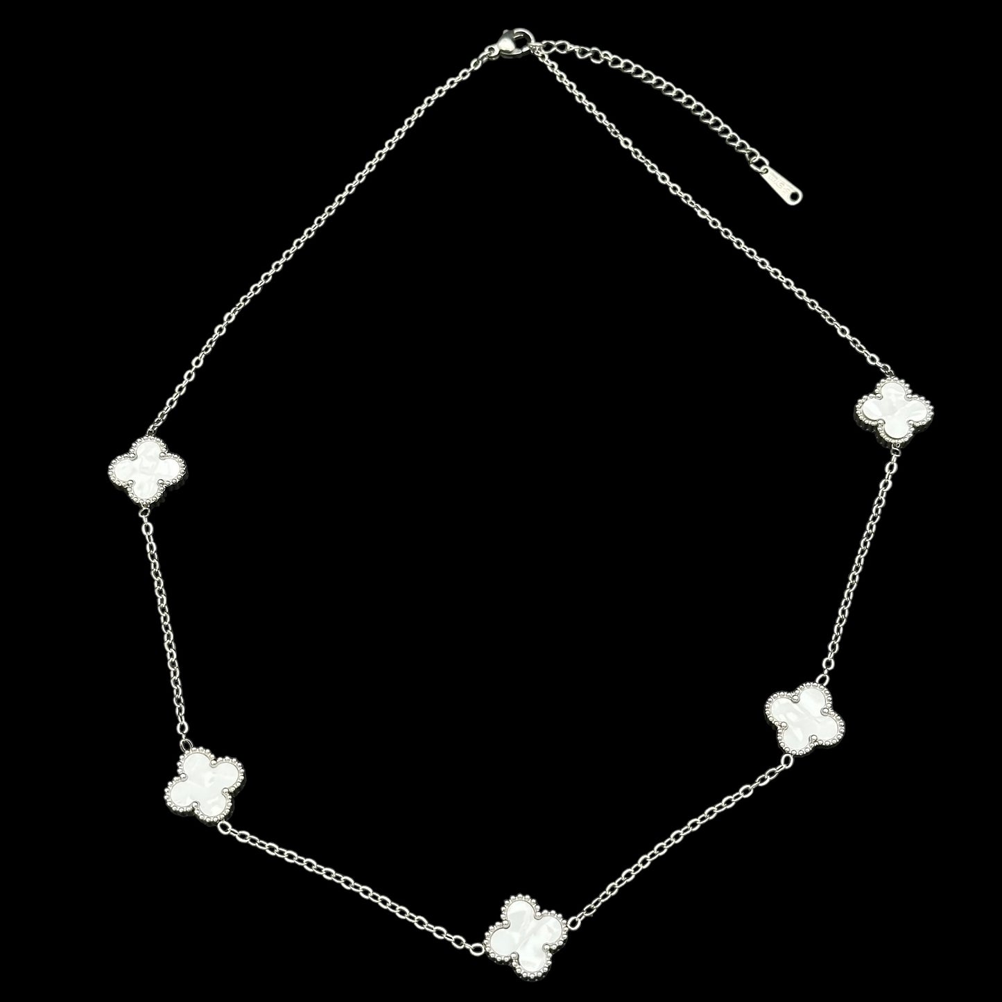 Colier Trifoi Argintiu cu Alb INOX