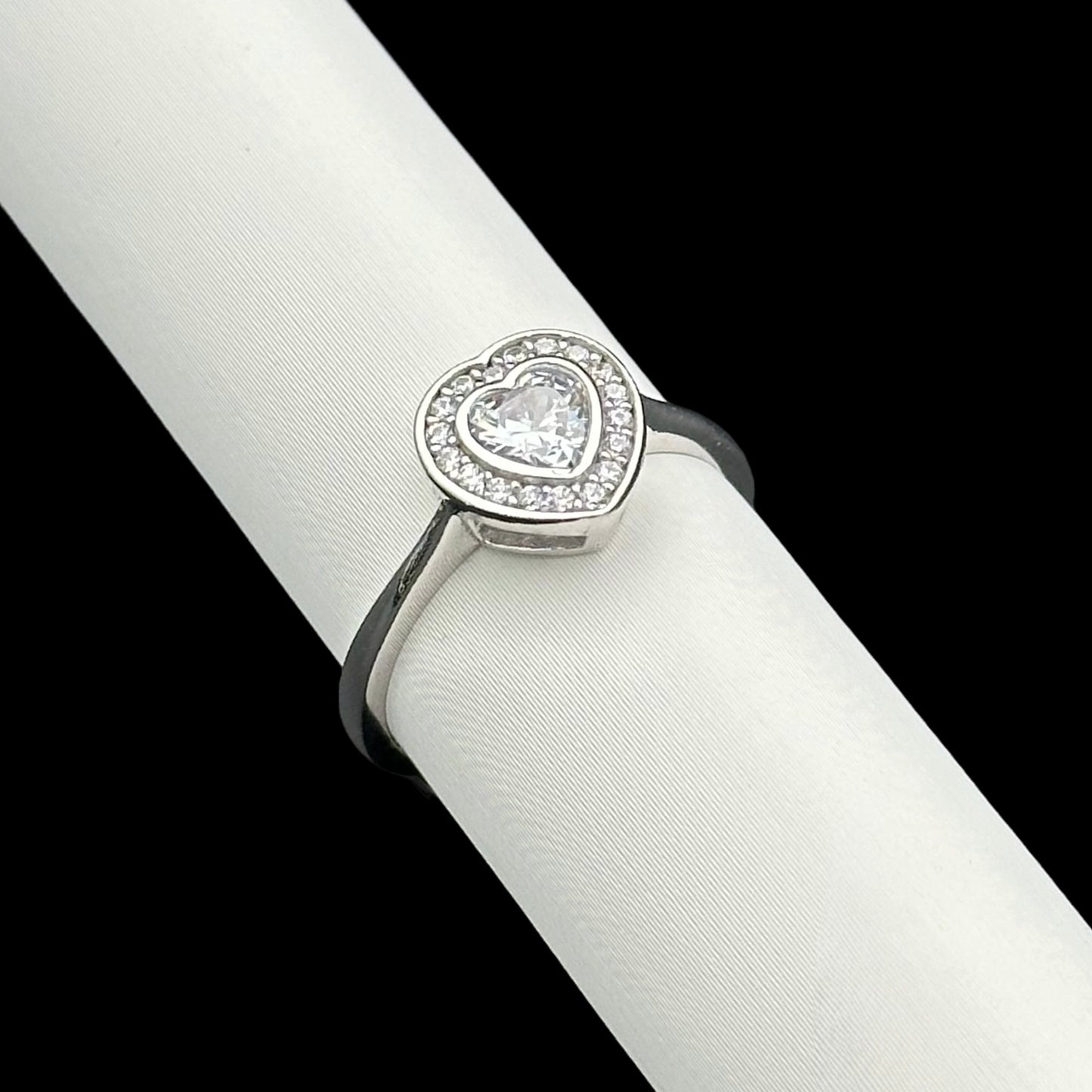 Inel Love's Embrace Argint