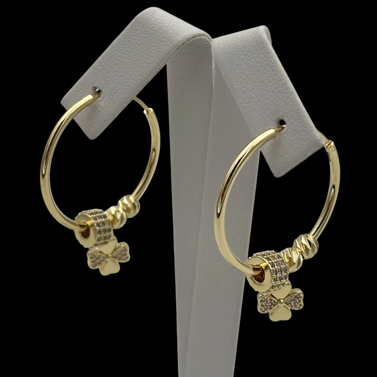 Cercei Charmify Trifoi Placați cu Aur 18K