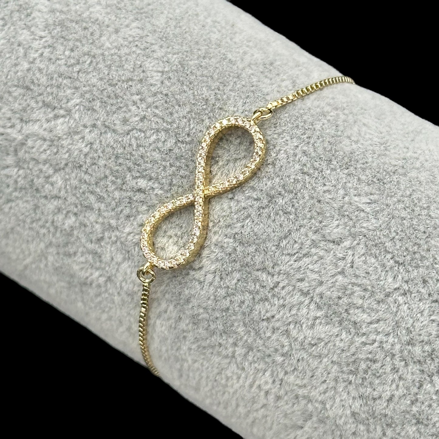 Brățară reglabilă Infinity Placată cu Aur 18K