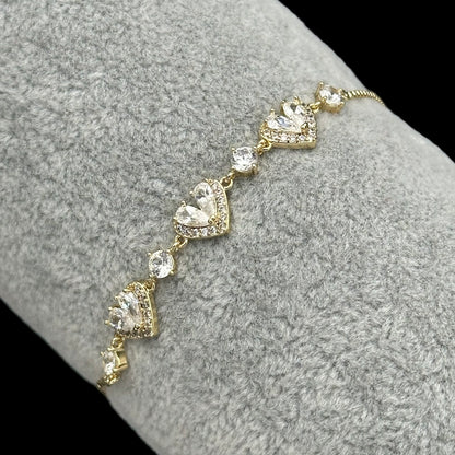Brățară reglabilă Triple Heart Placată cu Aur 18K