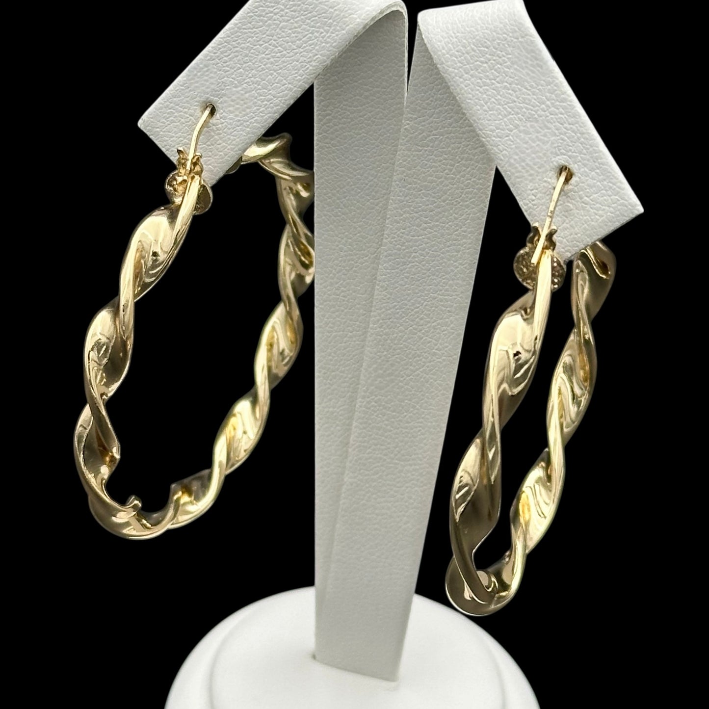 Cercei Circle Twisted L Placați cu Aur 18K