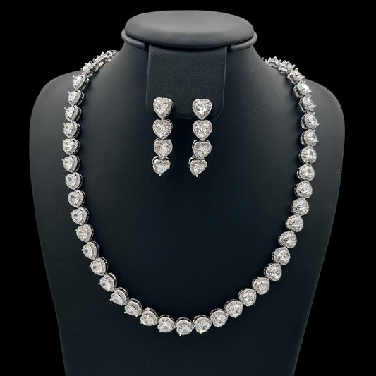 Colier Tennis Love's Embrace + Cercei Placați cu Aur Alb